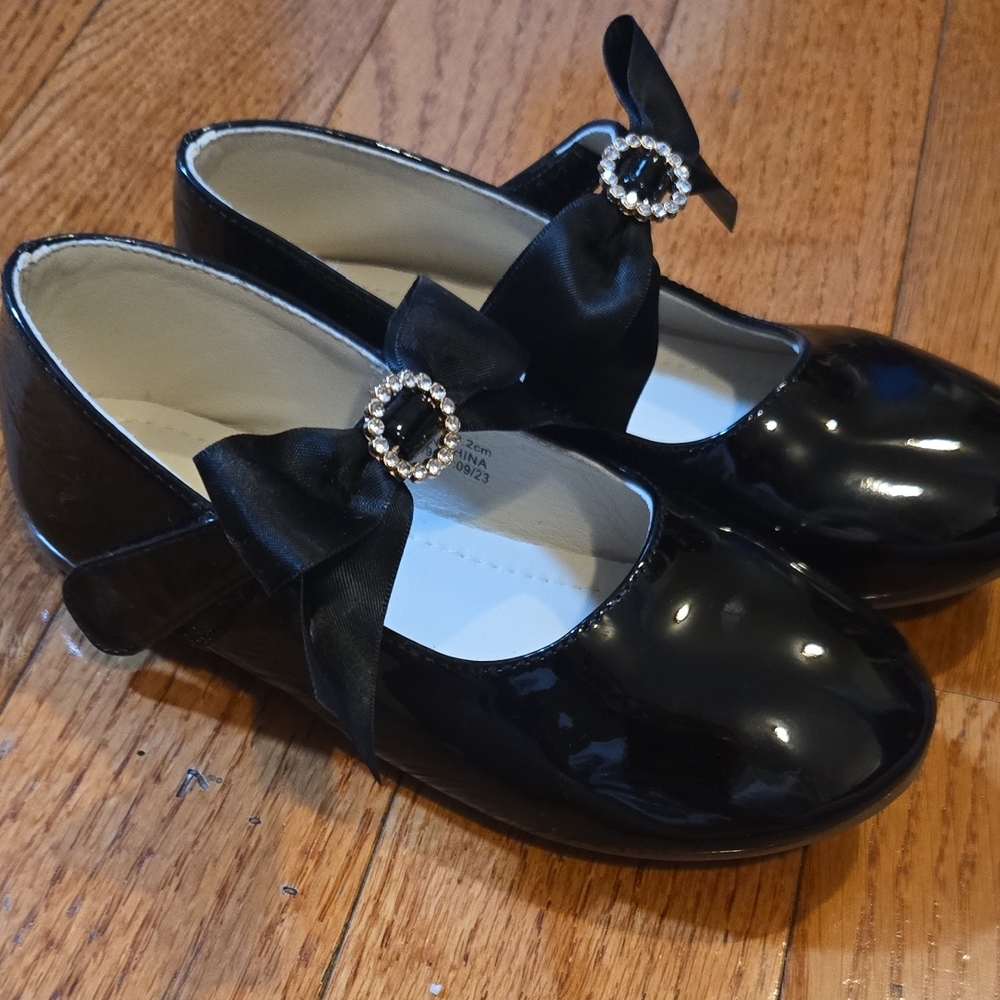 Elegant Black Kids Shoes with Bow